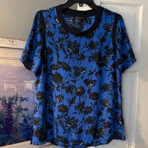 Banana Republic medium floral top.